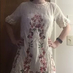 Embroidered Lace Shift Dress
